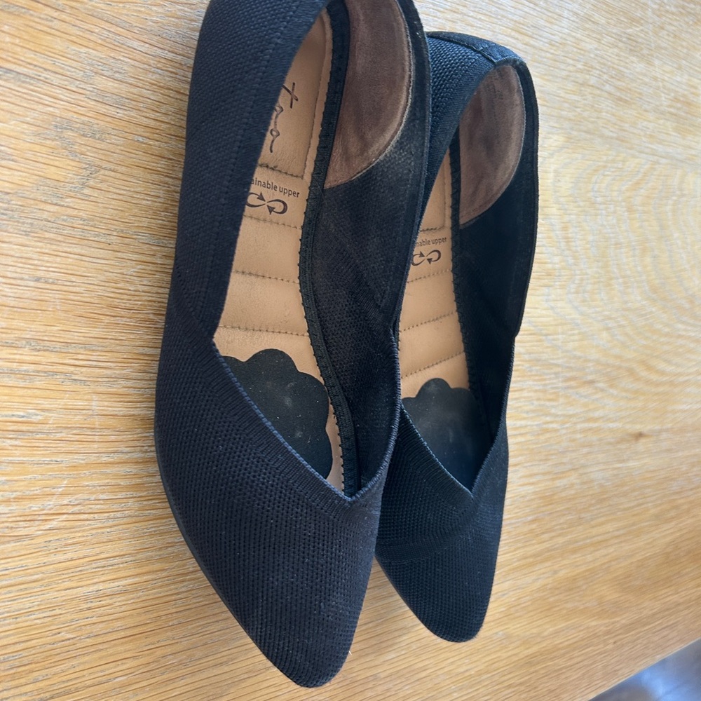 Me Too Nordstrom  Ballet flat Black Women's Shoes size 7